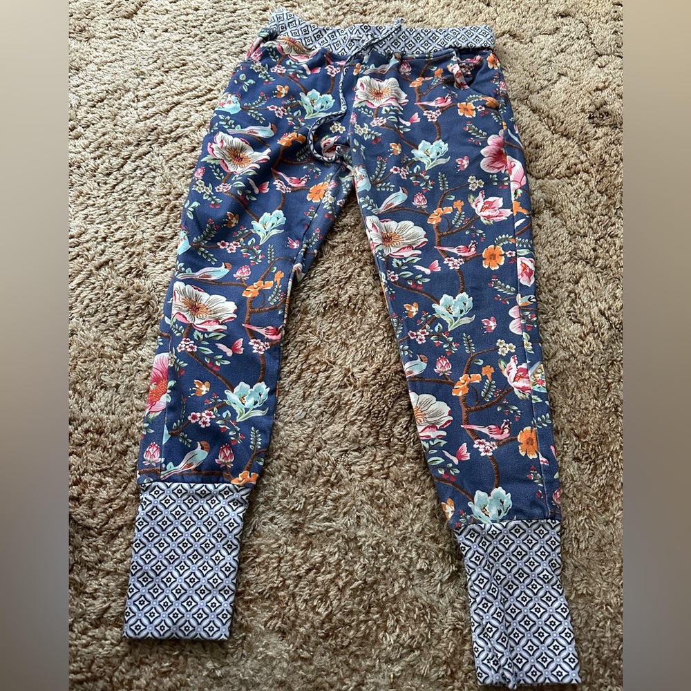 Sweats - Picture 2 of 3